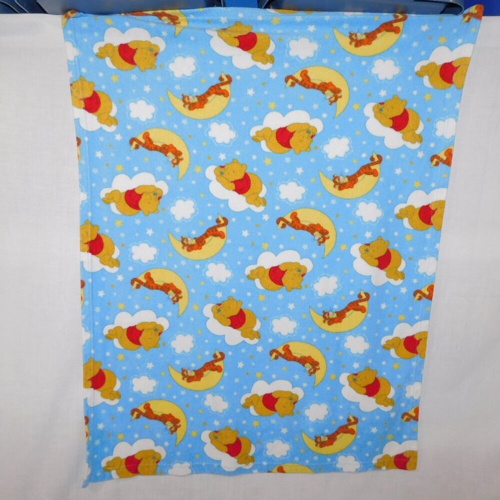 Disney Winnie the Pooh Tigger Sleeping Blue Moon Cloud Fleece Blanket 30" x 40"